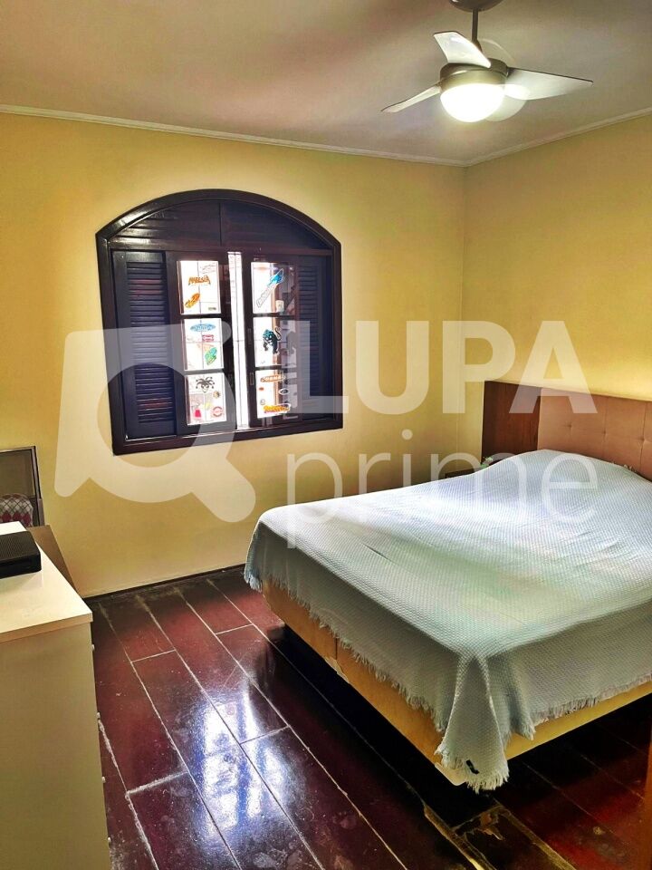 sobrado-venda-sao-paulo-parada-inglesa-3dormitorios-1suite-3vagas-269m2-LM26945