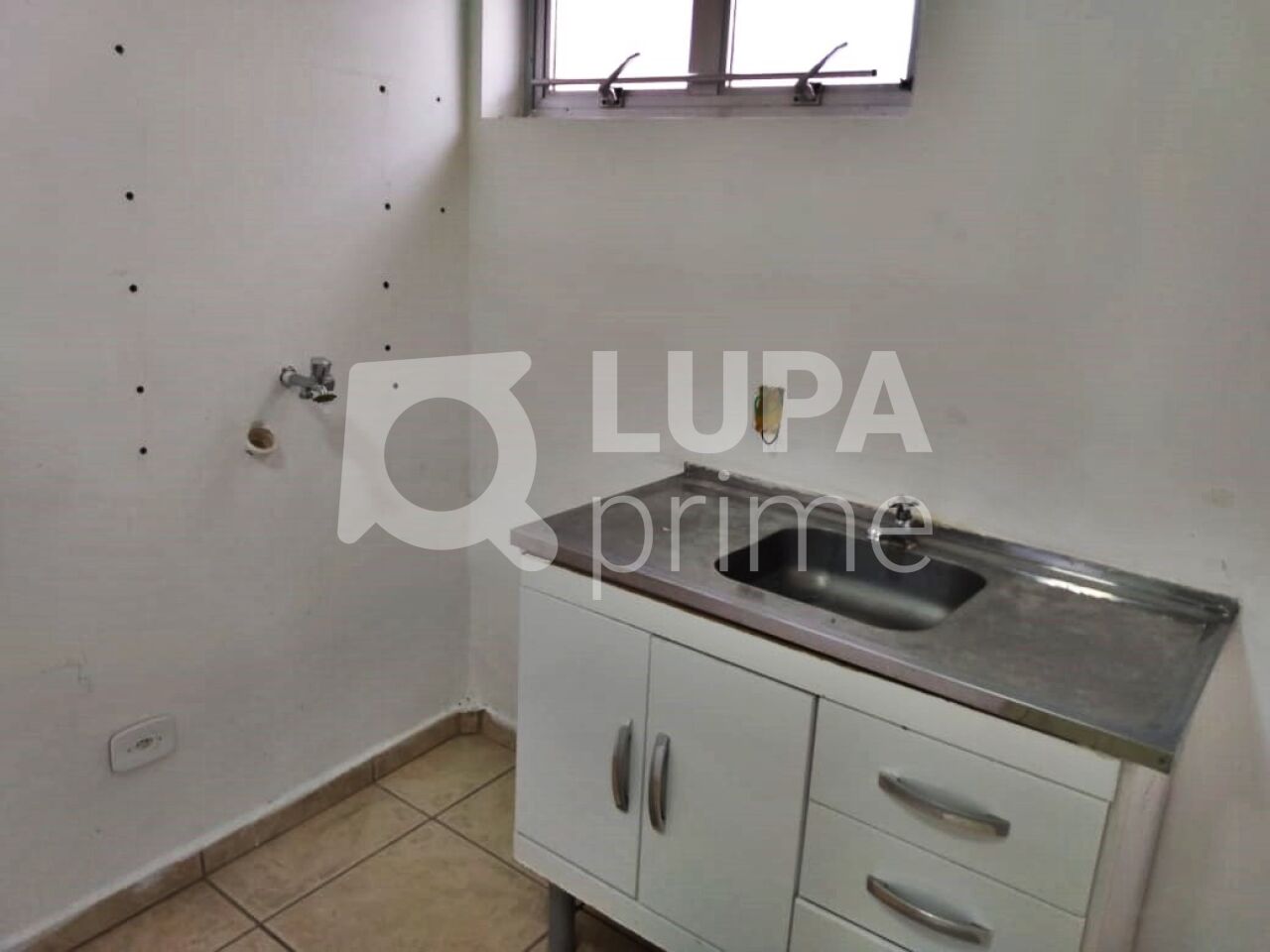 casa-comercial-locacao-sao-paulo-agua-fria-2vagas-480m2-LM27006