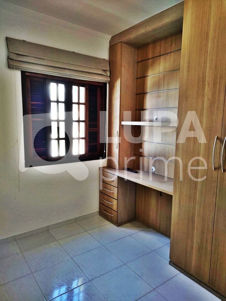 sobrado-venda-sao-paulo-vila-medeiros-2dormitorios-2suites-2vagas-67m2-LM27025