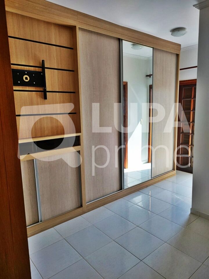 sobrado-venda-sao-paulo-vila-medeiros-2dormitorios-2suites-2vagas-67m2-LM27025
