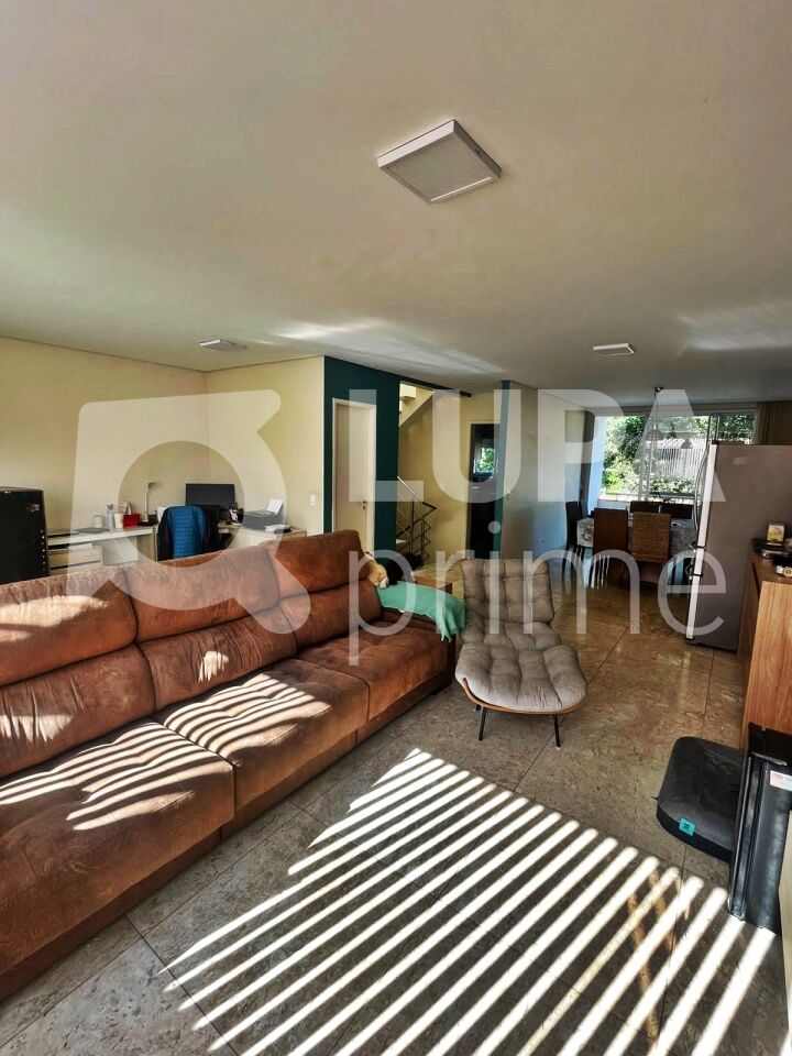 sobrado-venda-sao-paulo-tremembe-4dormitorios-2suites-4vagas-225m2-LM27036