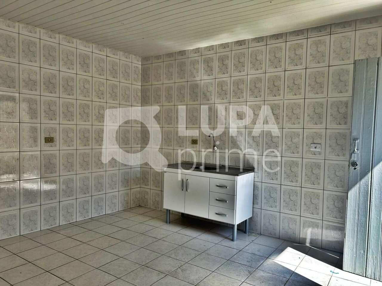 Casa, 1 quarto, 30 m² - Foto 2
