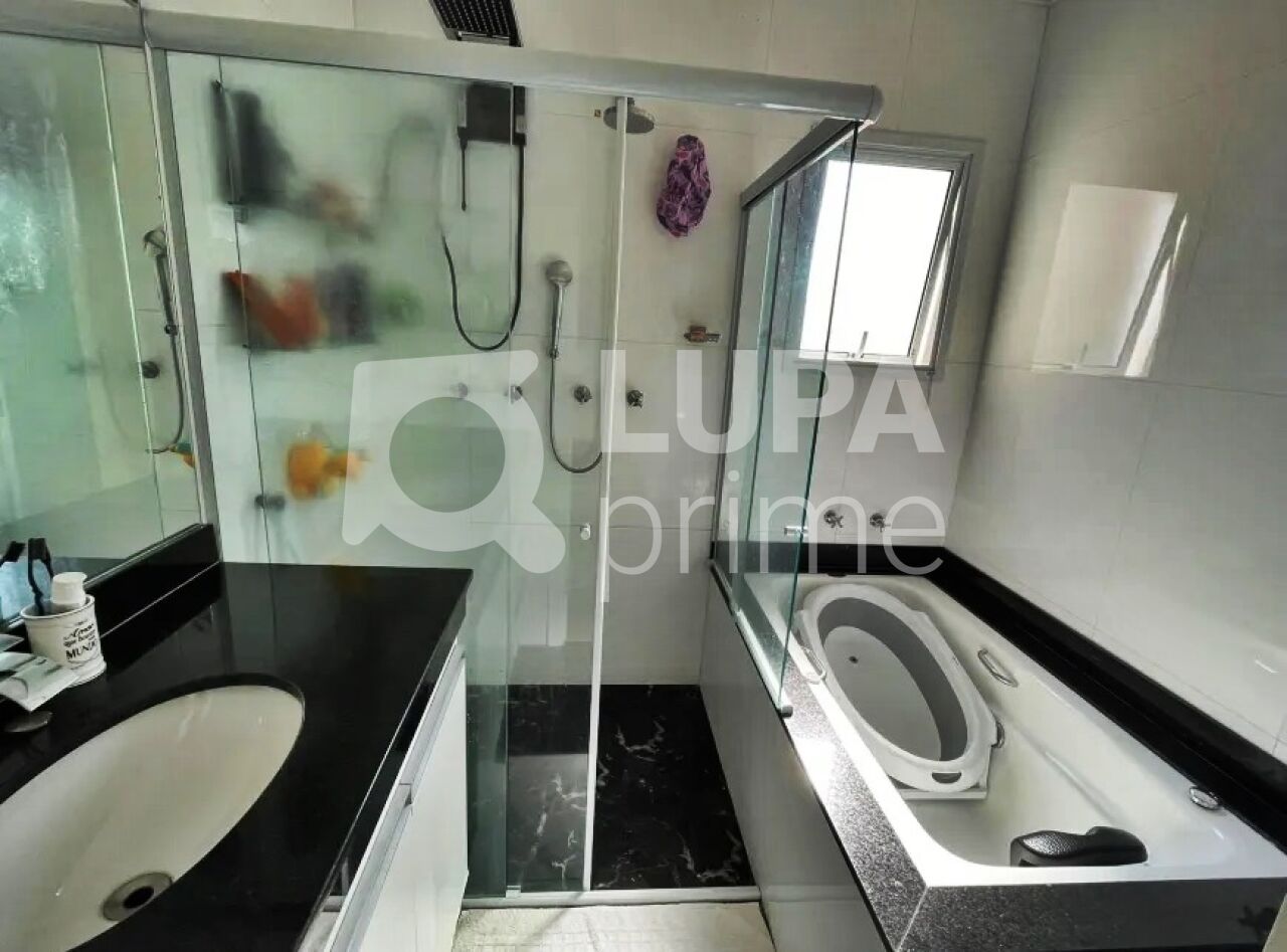 sobrado-venda-sao-paulo-parada-inglesa-3dormitorios-3suites-4vagas-208m2-LM27070