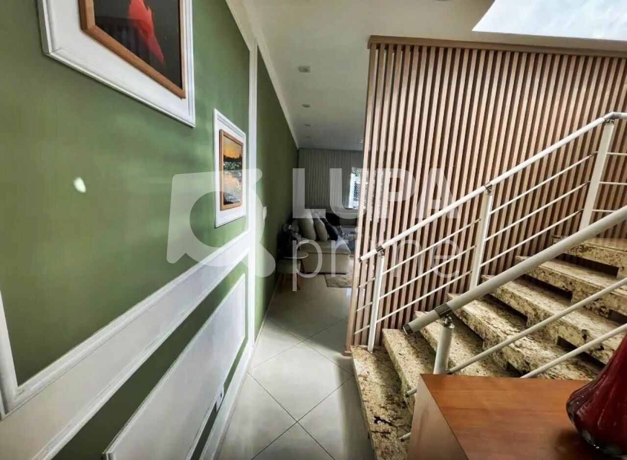 sobrado-venda-sao-paulo-parada-inglesa-3dormitorios-3suites-4vagas-208m2-LM27070