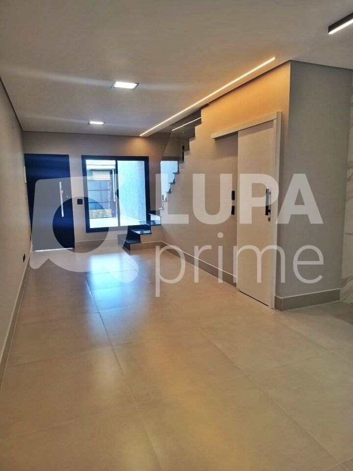 sobrado-venda-sao-paulo-vila-gustavo-3dormitorios-1suite-2vagas-113m2-LM27113