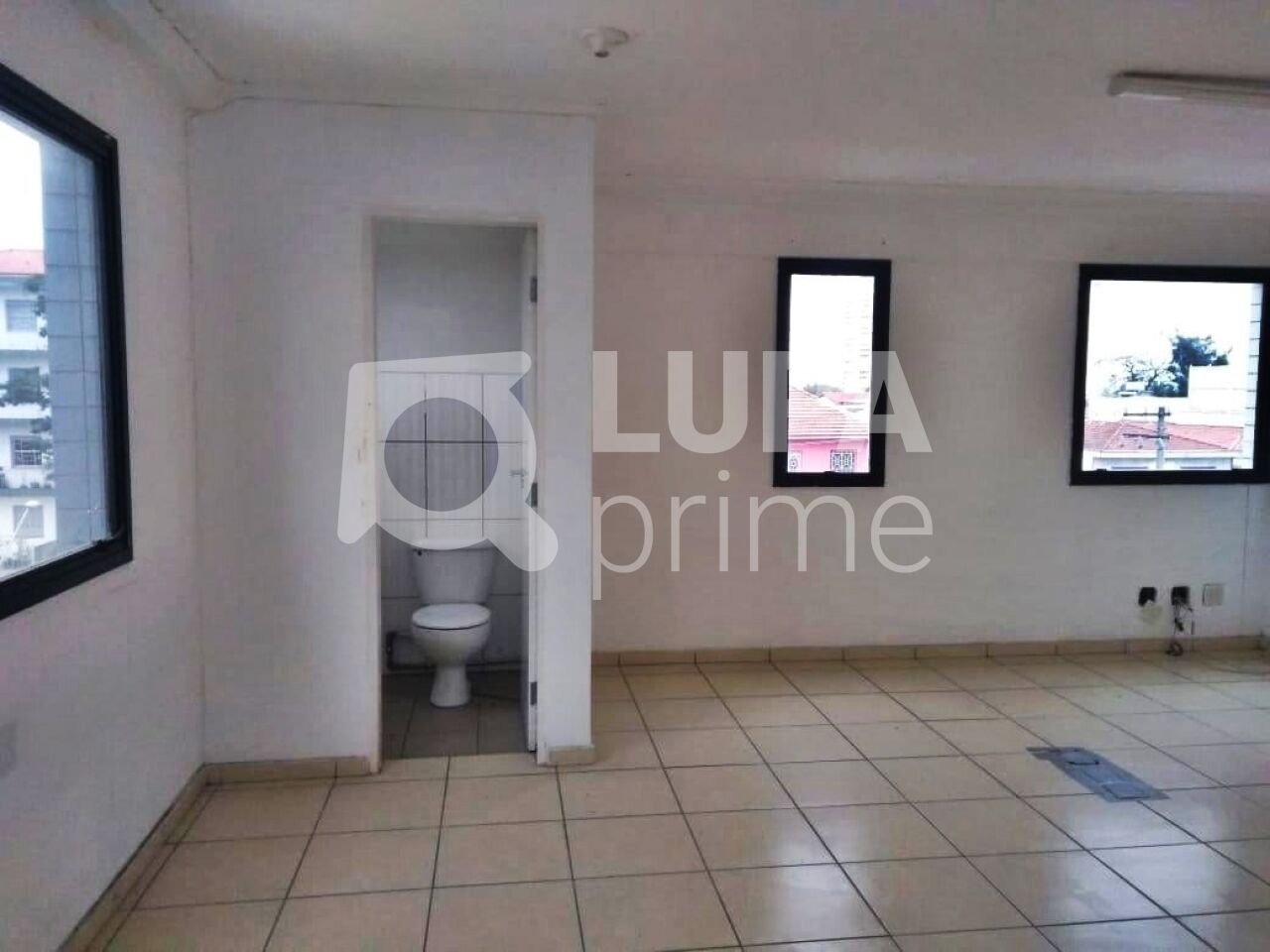 Loja-Salão, 120 m² - Foto 1