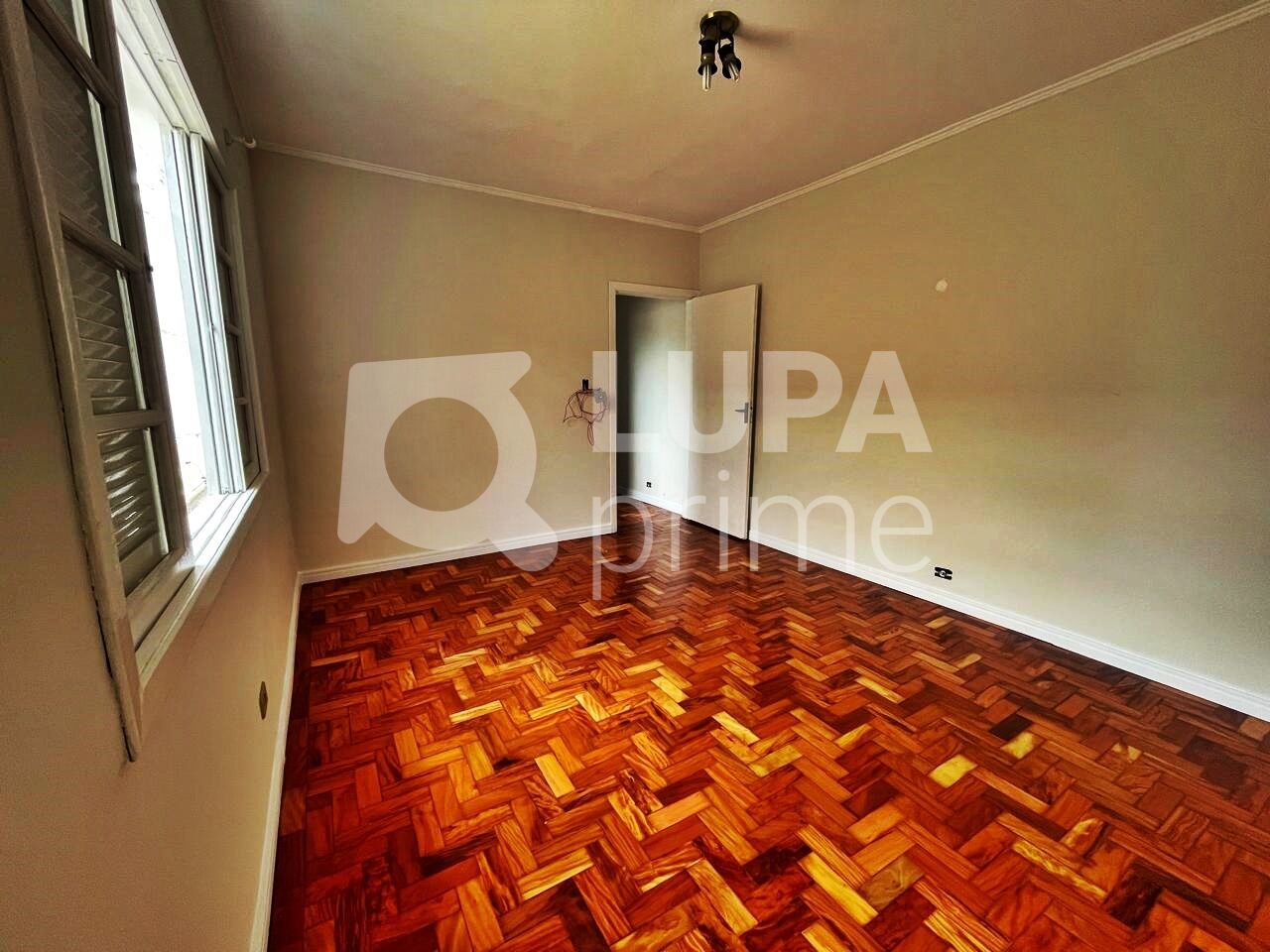 sobrado-venda-sao-paulo-vila-sabrina-3dormitorios-2suites-2vagas-126m2-LM27198