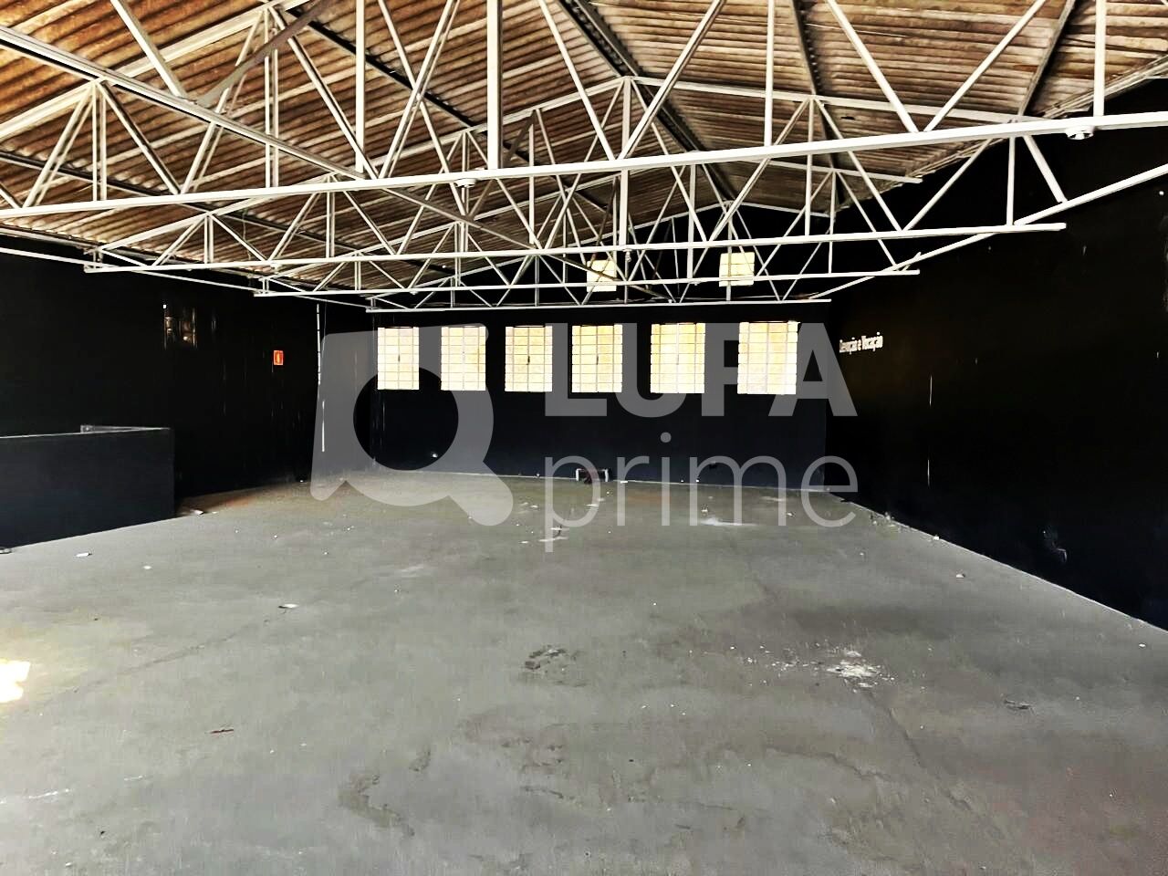 Prédio Inteiro à venda, 400m² - Foto 2