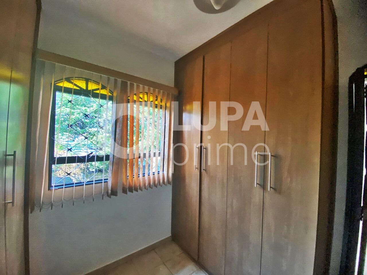 sobrado-venda-sao-paulo-vila-medeiros-6dormitorios-1suite-3vagas-320m2-LM27228