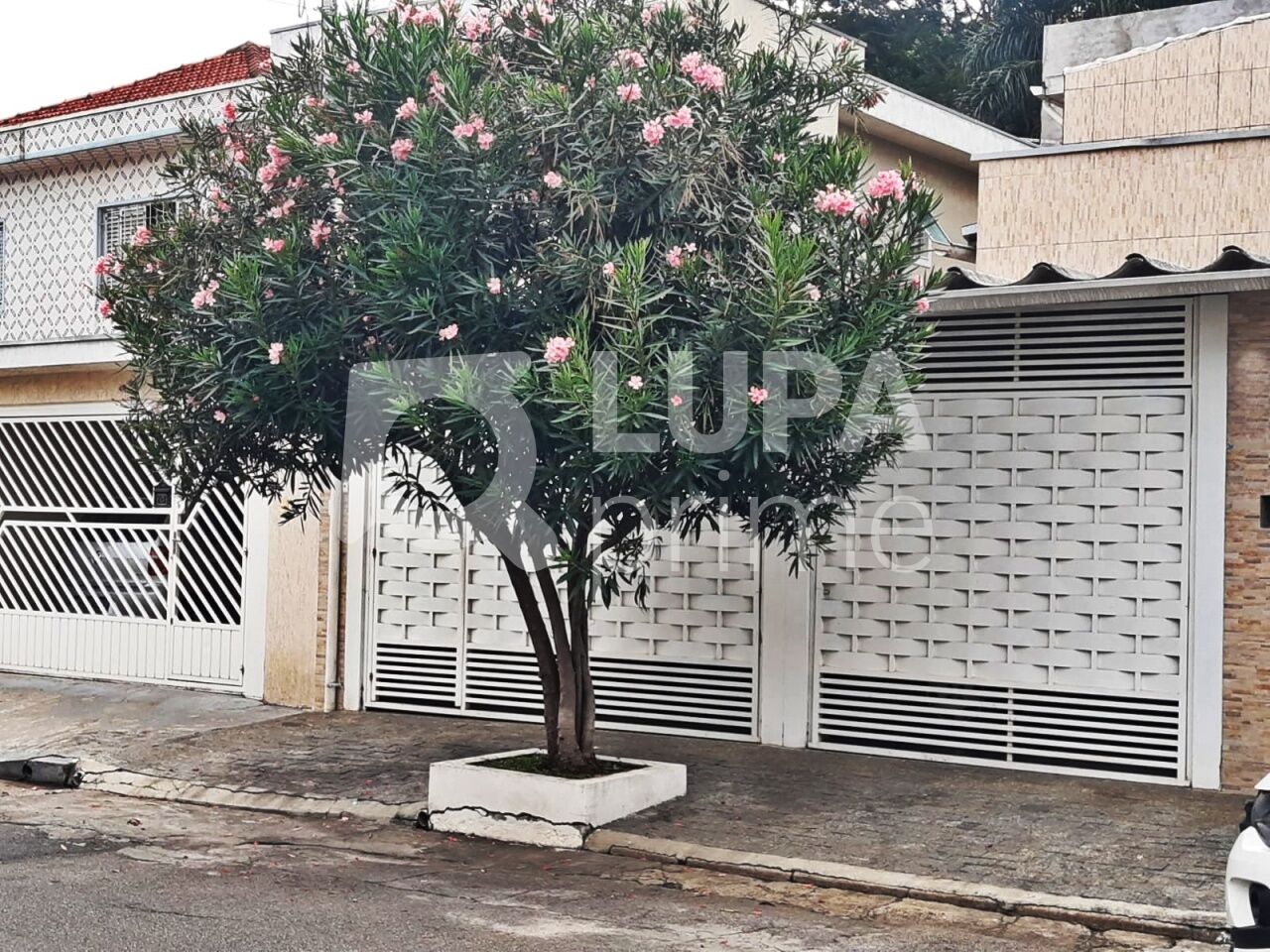 casa-terrea-venda-sao-paulo-vila-sabrina-3dormitorios-3vagas-129m2-LM27331