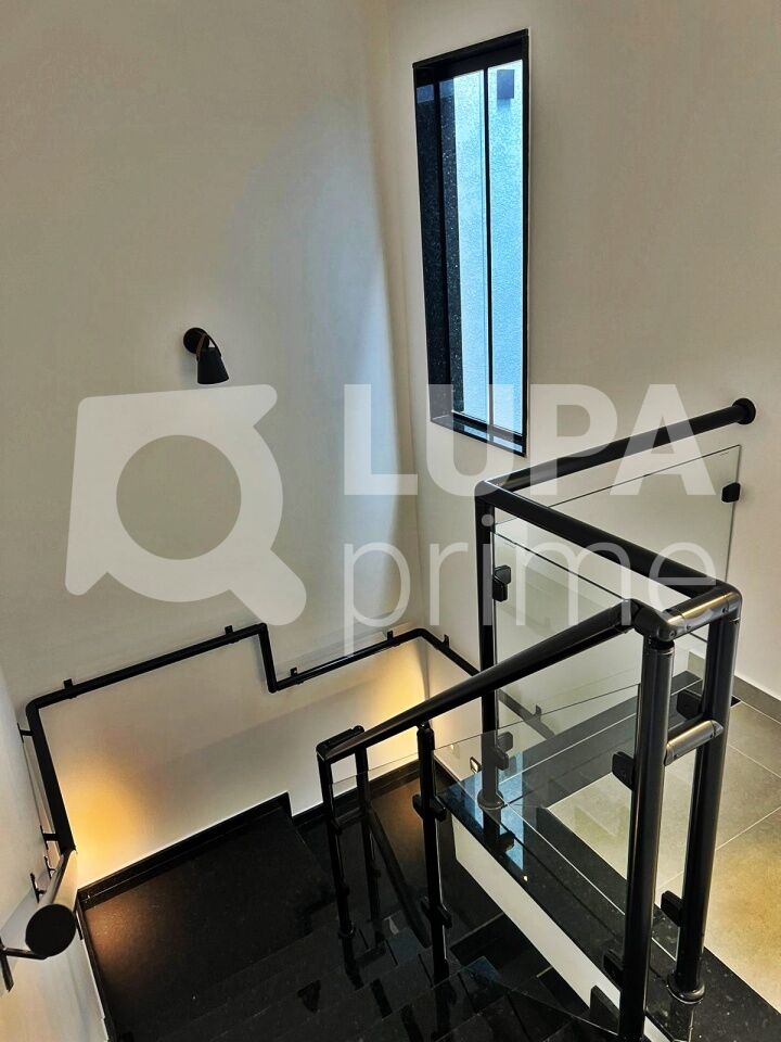 sobrado-venda-sao-paulo-parada-inglesa-3dormitorios-3suites-4vagas-180m2-LM27348