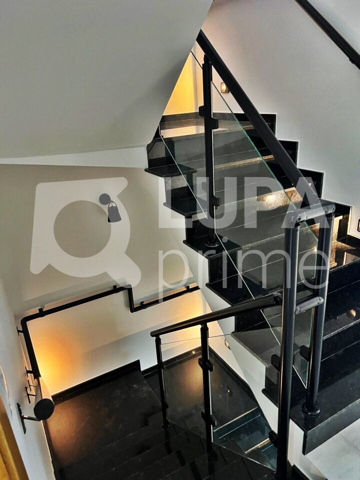 sobrado-venda-sao-paulo-parada-inglesa-3dormitorios-3suites-4vagas-180m2-LM27348