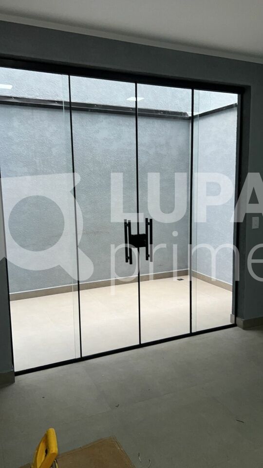 sobrado-venda-sao-paulo-parada-inglesa-3dormitorios-3suites-4vagas-180m2-LM27348