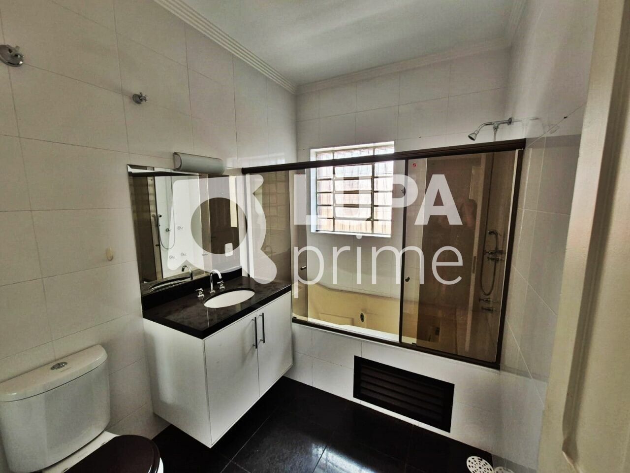 casa-terrea-locacao-sao-paulo-vila-maria-alta-5dormitorios-6vagas-280m2-LM27383