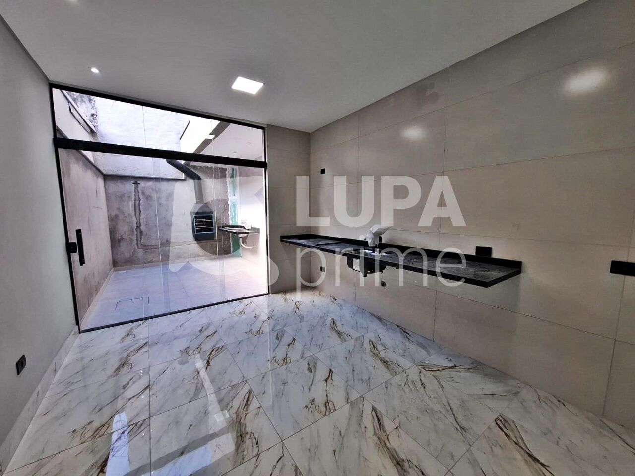 sobrado-venda-sao-paulo-parque-novo-mundo-4dormitorios-3suites-2vagas-160m2-LM27417