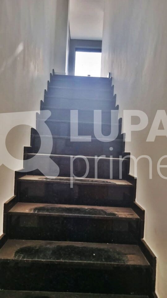 sobrado-venda-sao-paulo-parada-inglesa-3dormitorios-3suites-4vagas-212m2-LM27431