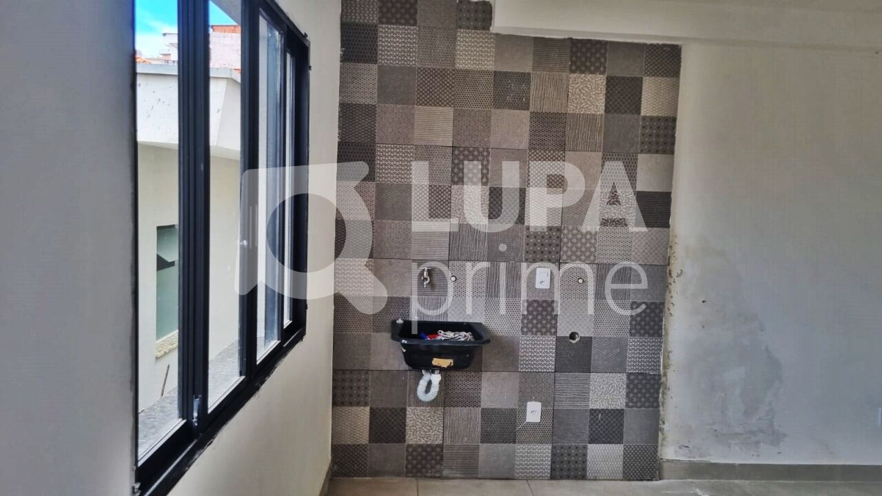 sobrado-venda-sao-paulo-parada-inglesa-3dormitorios-3suites-4vagas-212m2-LM27431