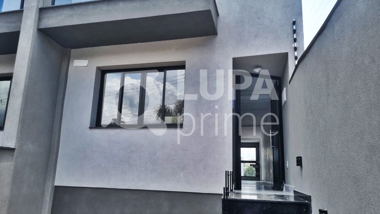 sobrado-venda-sao-paulo-parada-inglesa-3dormitorios-3suites-4vagas-212m2-LM27432