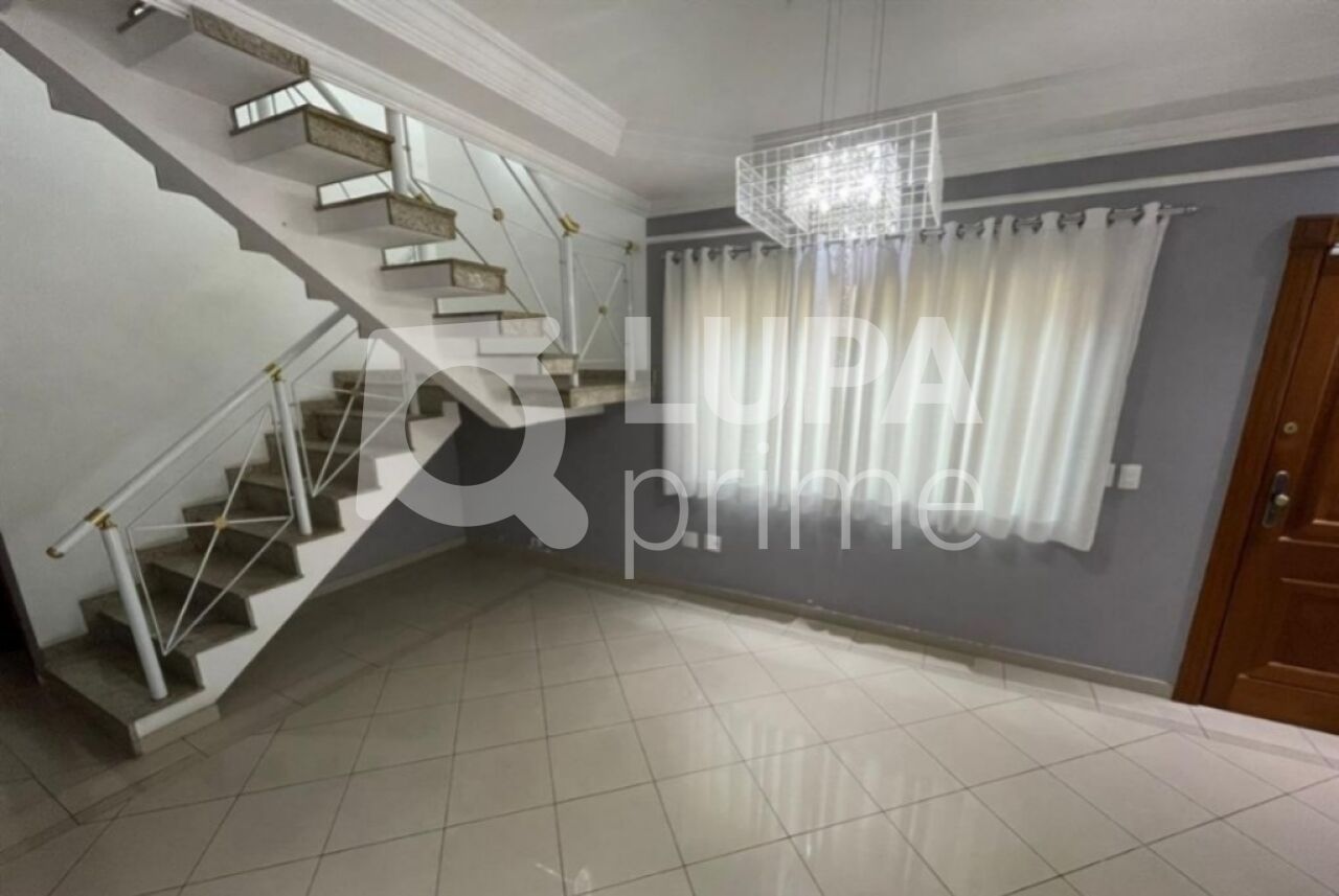 sobrado-venda-sao-paulo-vila-irmaos-arnoni-3dormitorios-3suites-4vagas-227m2-LM27454