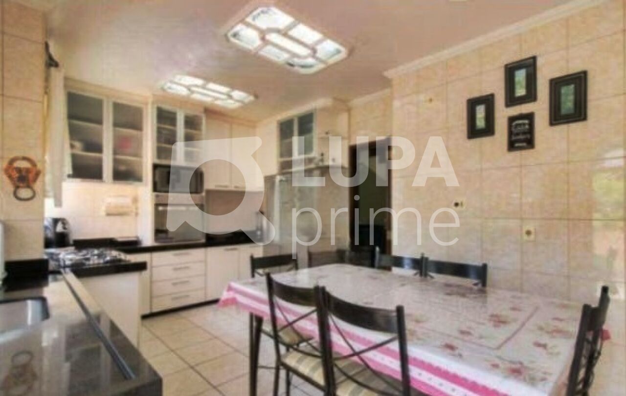 sobrado-venda-sao-paulo-jardim-guapira-7dormitorios-2suites-7vagas-440m2-LM27456