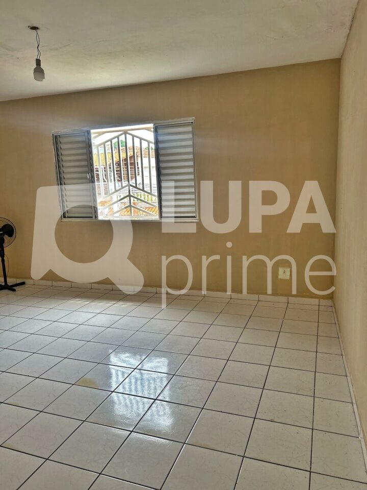 sobrado-venda-guarulhos-gopouva-3dormitorios-1suite-5vagas-134m2-LM27678