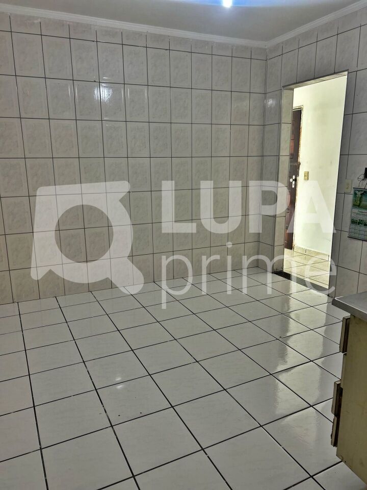 sobrado-venda-guarulhos-gopouva-3dormitorios-1suite-5vagas-134m2-LM27678