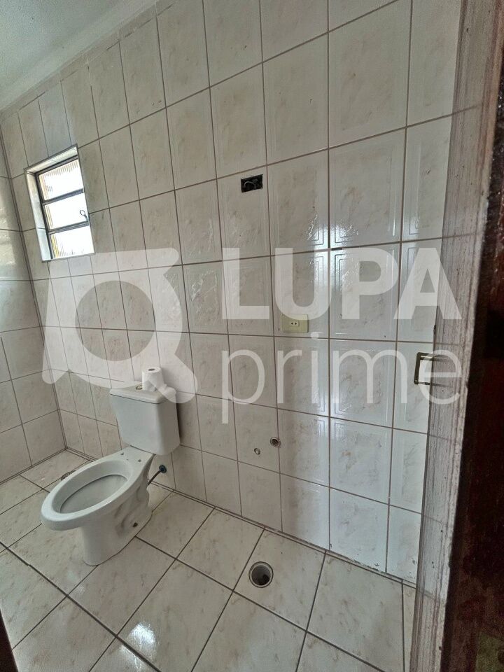 sobrado-venda-guarulhos-gopouva-3dormitorios-1suite-5vagas-134m2-LM27678