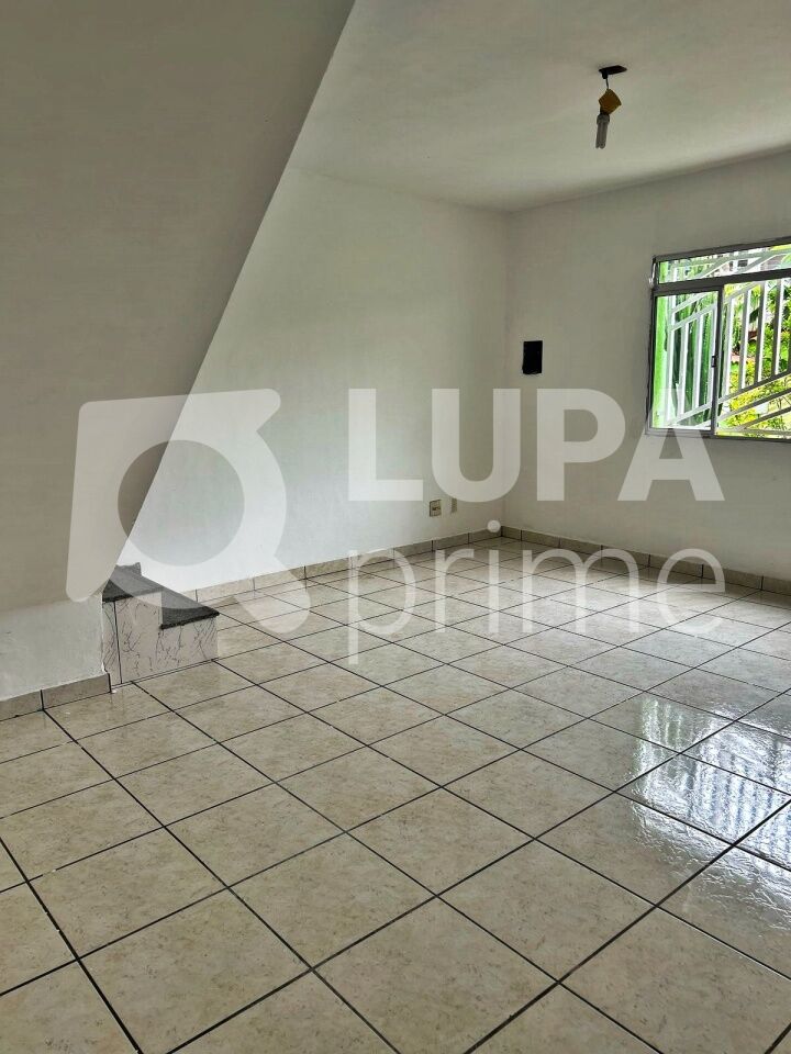 sobrado-venda-guarulhos-gopouva-3dormitorios-1suite-5vagas-134m2-LM27678