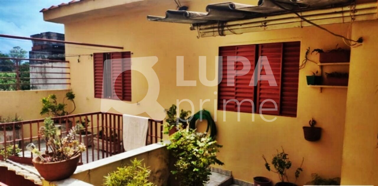 Casa à venda com 5 quartos, 201m² - Foto 6