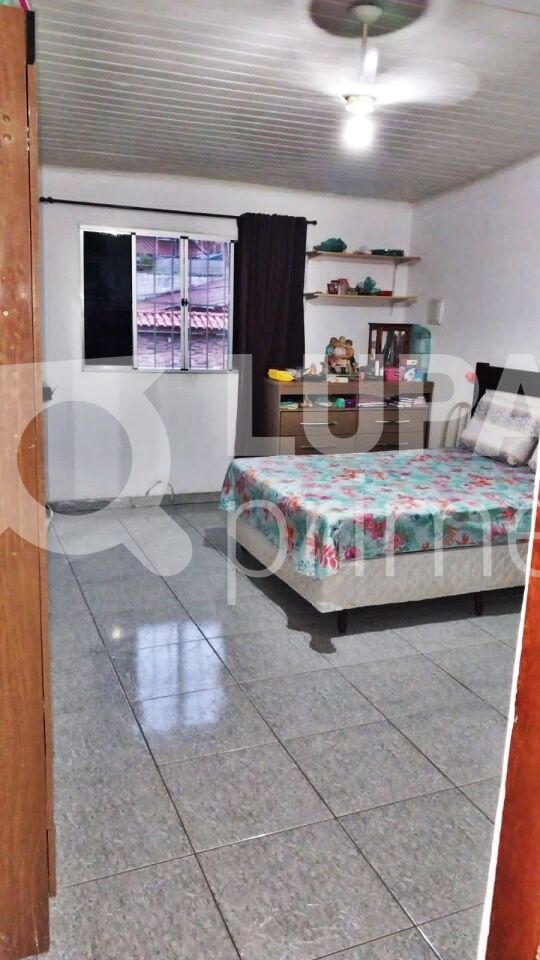 Casa, 8 quartos, 224 m² - Foto 3