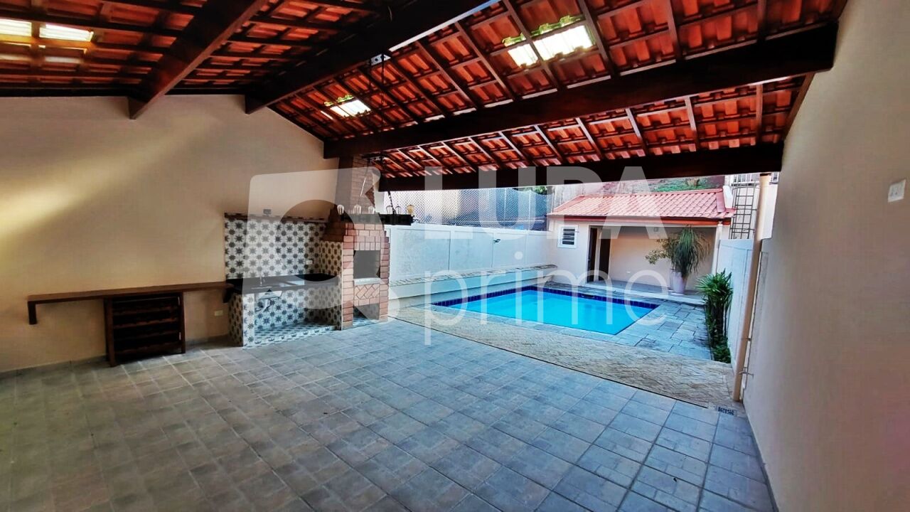 Casa à venda com 4 quartos, 133m² - Foto 20