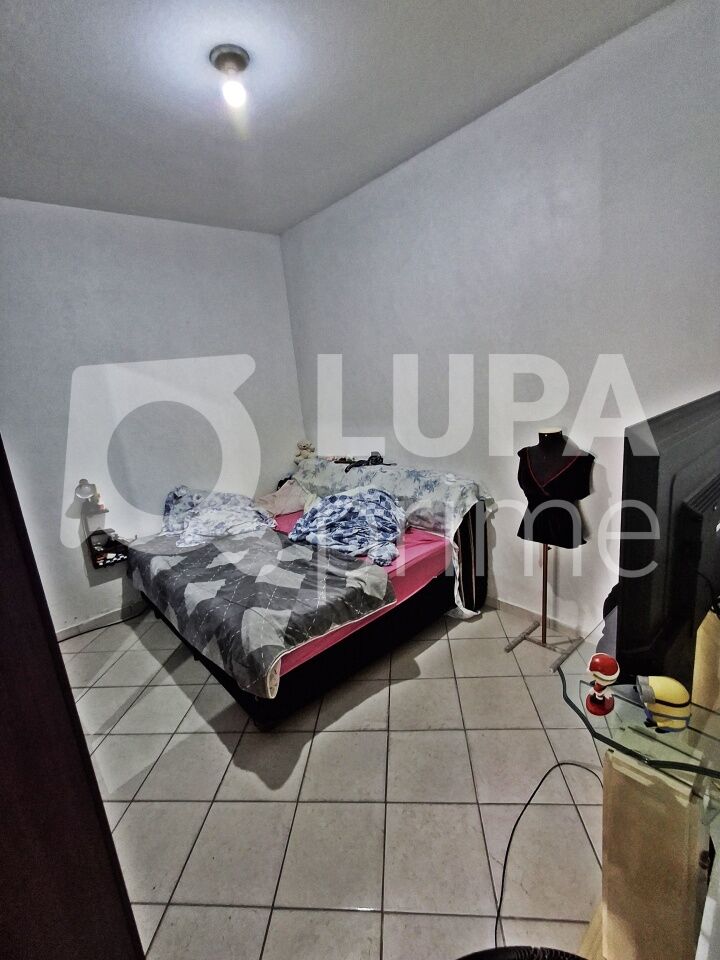 sobrado-venda-guarulhos-jardim-sao-domingos-5dormitorios-1suite-2vagas-88m2-LM27759