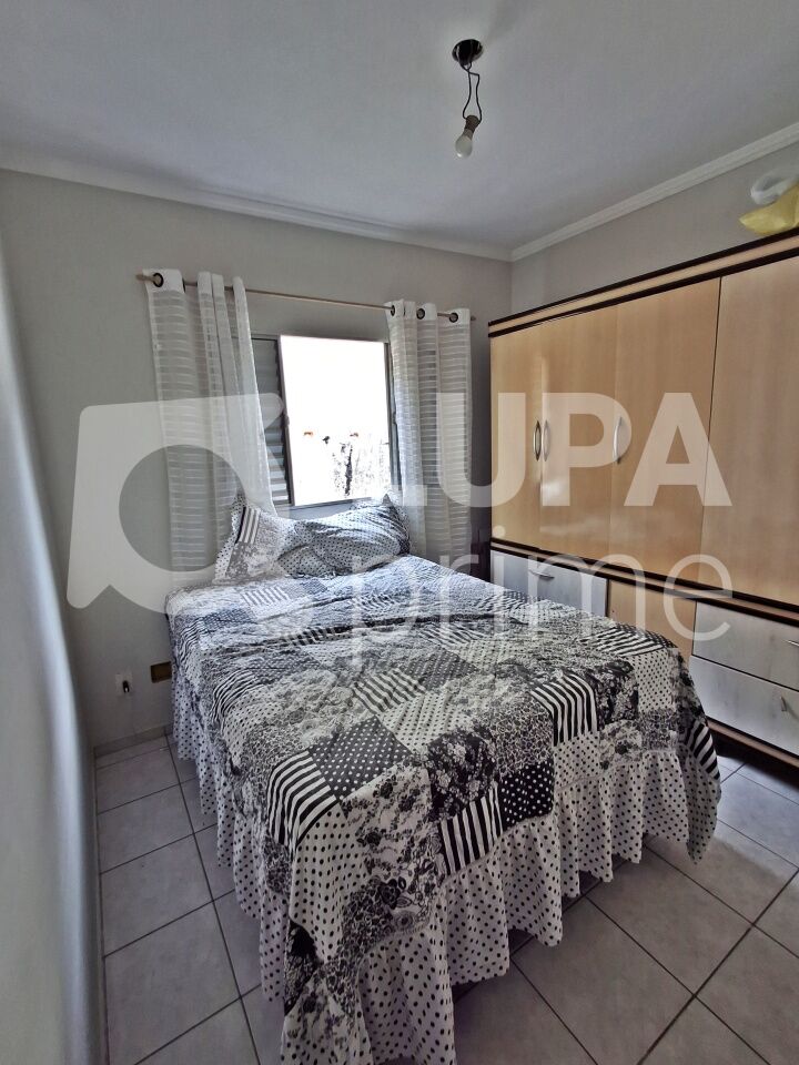 sobrado-venda-guarulhos-jardim-sao-domingos-5dormitorios-1suite-2vagas-88m2-LM27759