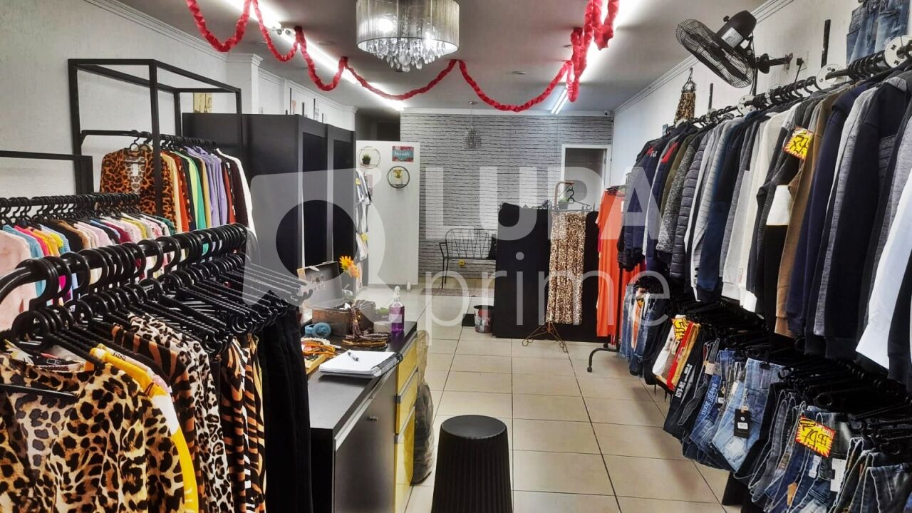 Prédio Inteiro à venda, 52m² - Foto 1
