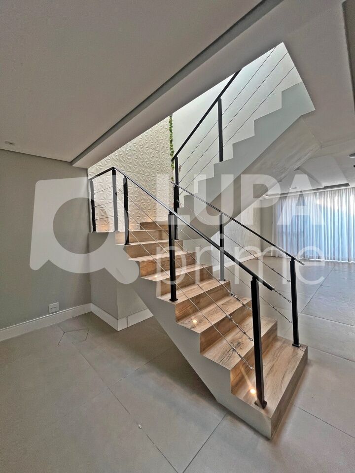 casa-terrea-venda-sao-paulo-palmas-do-tremembe-4dormitorios-2suites-4vagas-242m2-LM27800