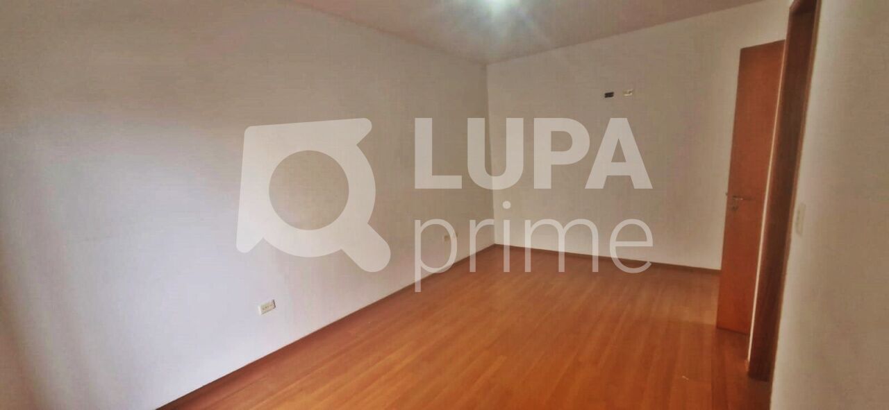 sobrado-venda-sao-paulo-parada-inglesa-3dormitorios-3suites-4vagas-206m2-LM27843