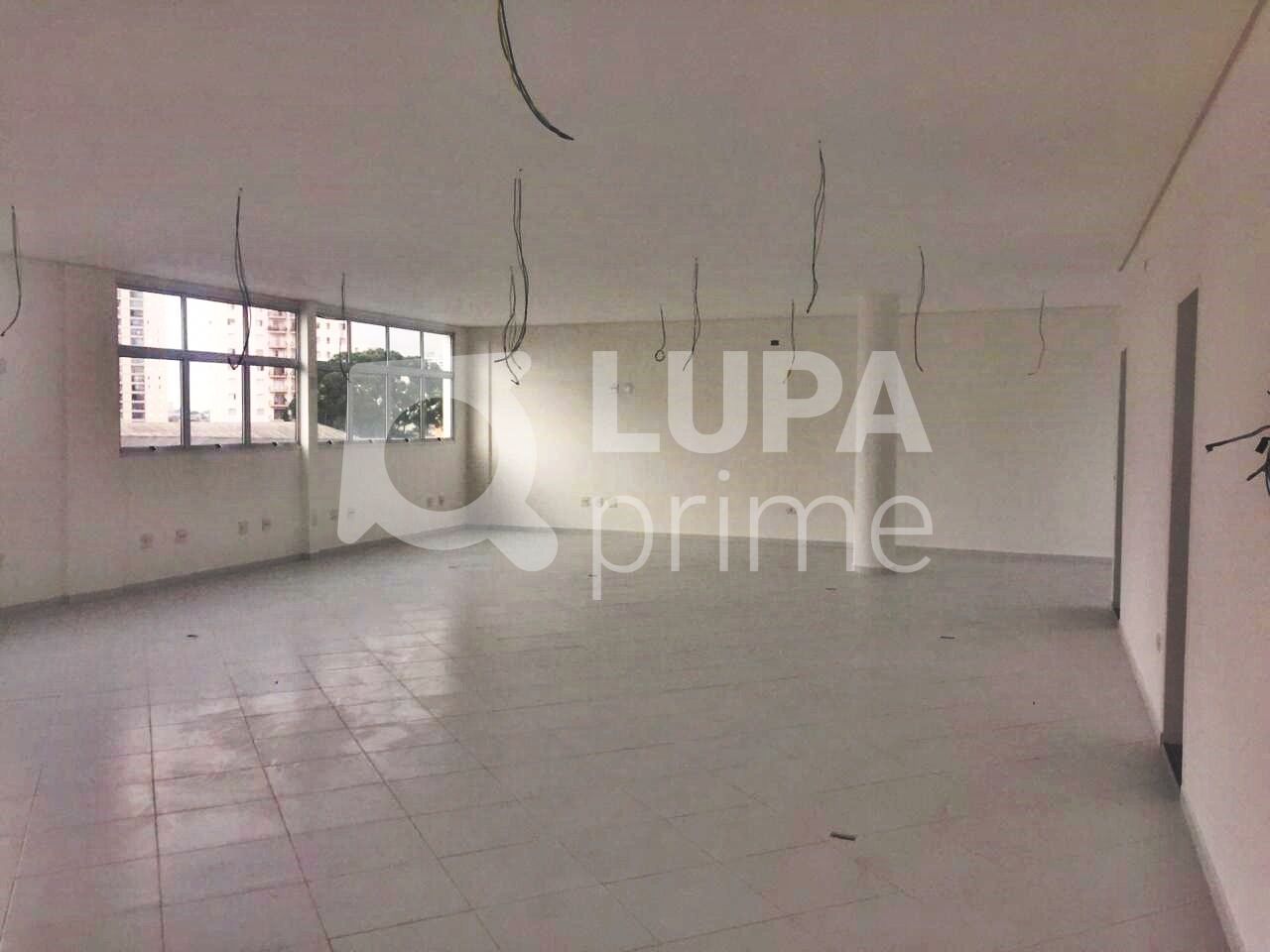 Prédio Inteiro à venda, 2150m² - Foto 1