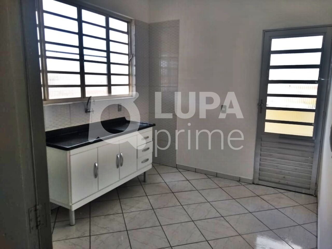Apartamento, 1 quarto, 30 m² - Foto 1