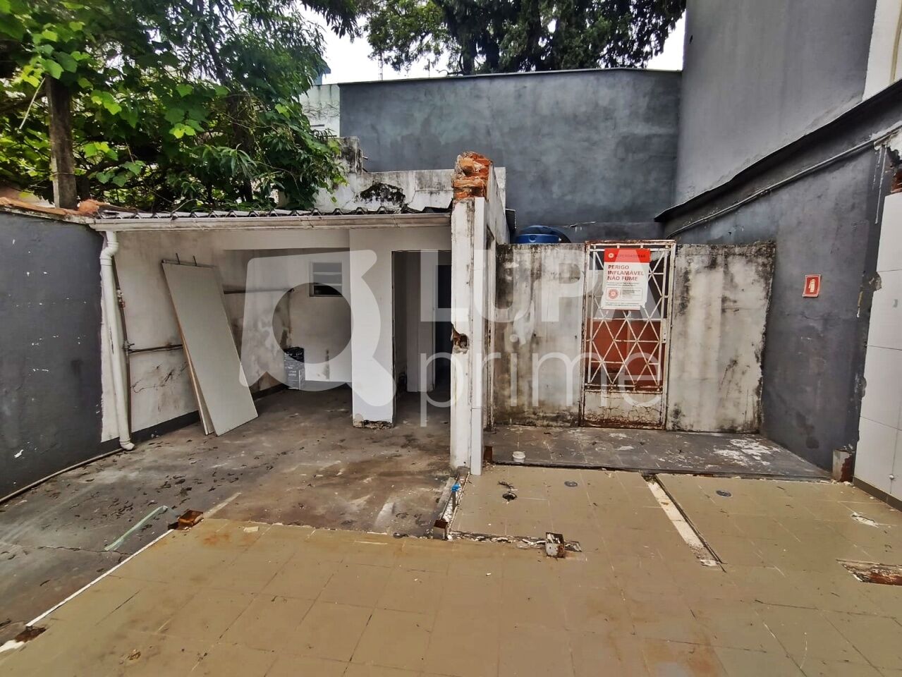 Terreno, 240 m² - Foto 2