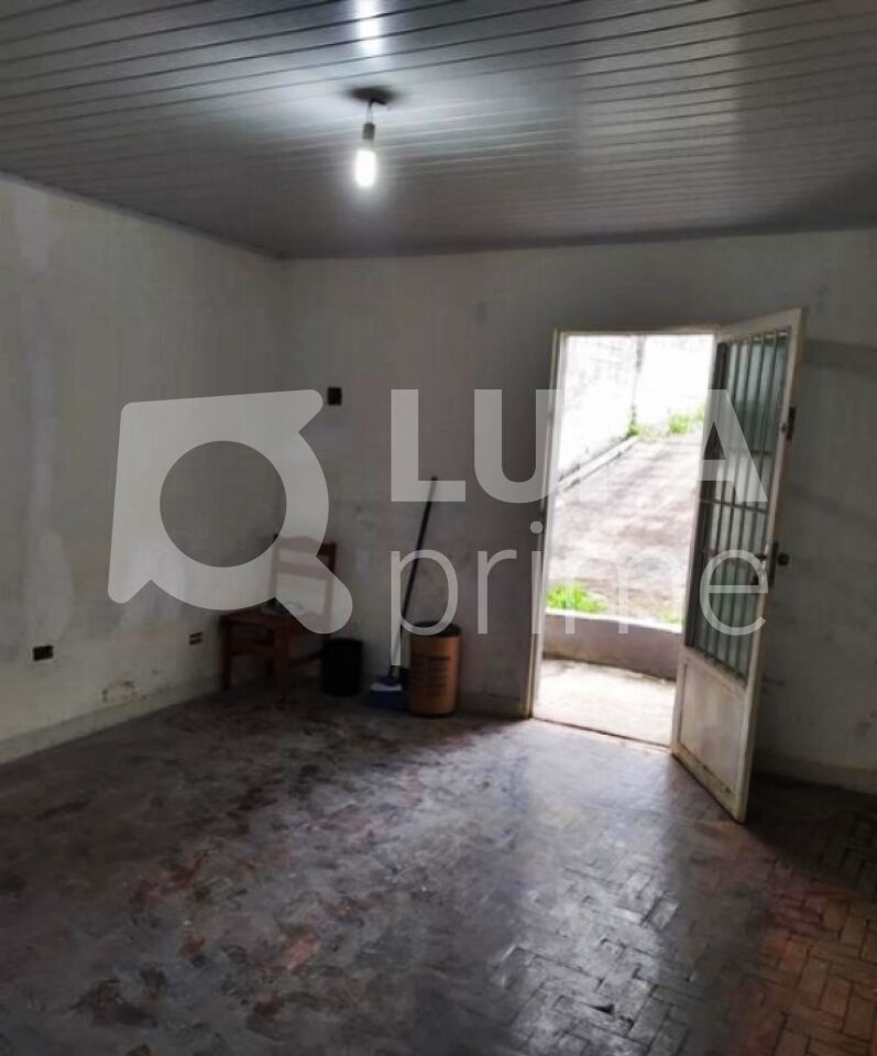 casa-terrea-venda-sao-paulo-tremembe-1dormitorio-5vagas-40m2-LM27909