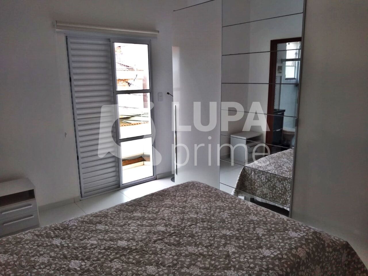 sobrado-venda-sao-paulo-vila-carrao-2dormitorios-2suites-3vagas-50m2-LM27935