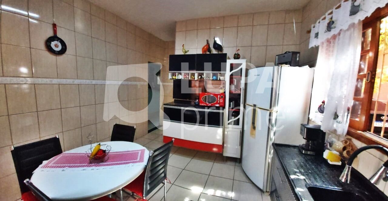 Casa, 2 quartos, 147 m² - Foto 11