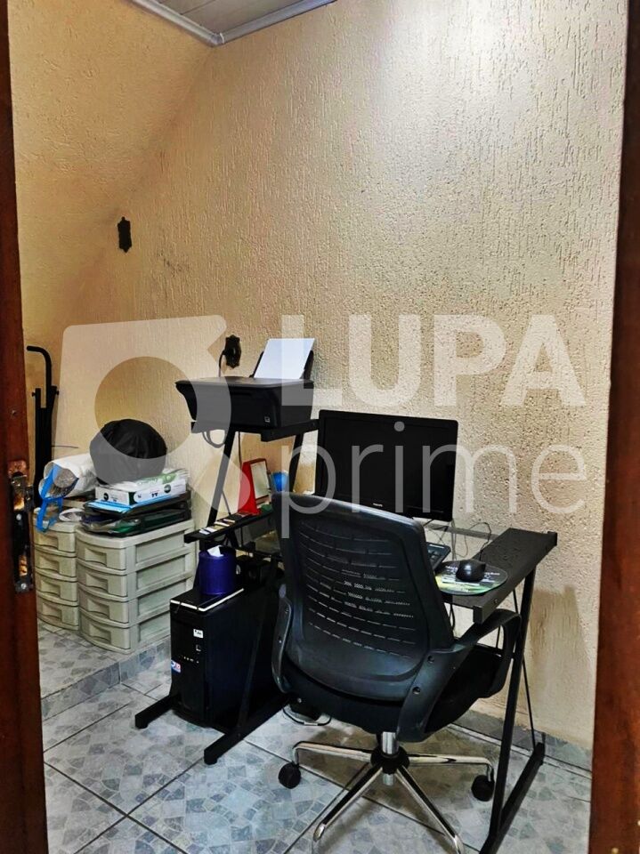 sobrado-venda-sao-paulo-penha-de-franca-3dormitorios-1suite-5vagas-204m2-LM27991