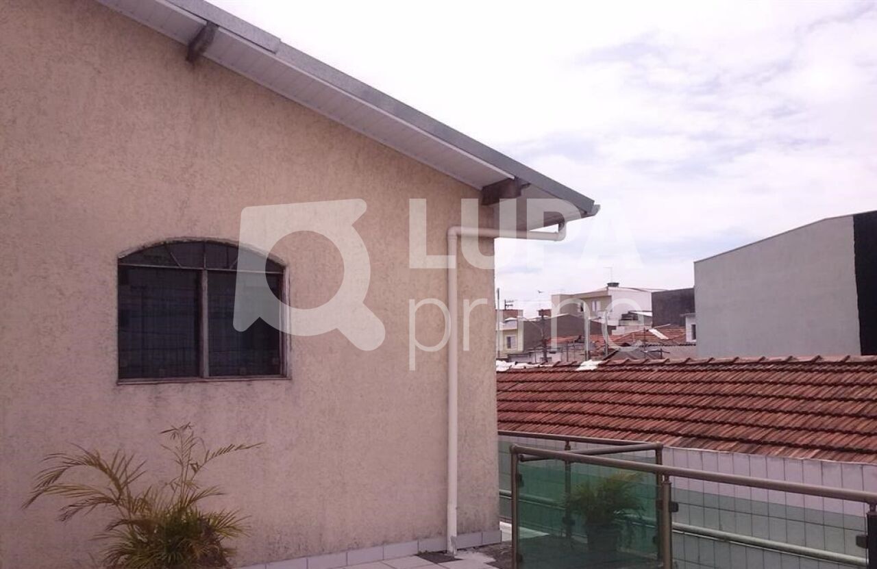 sobrado-venda-sao-paulo-vila-carrao-3dormitorios-3suites-4vagas-273m2-LM28003