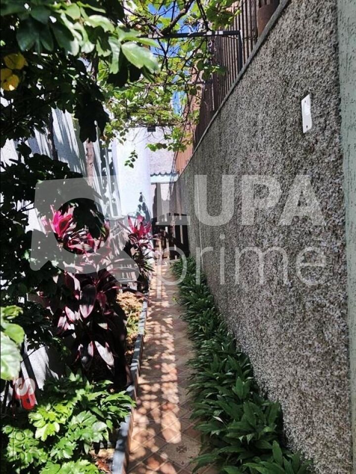 sobrado-venda-sao-paulo-vila-carrao-5dormitorios-3suites-3vagas-199m2-LM28004