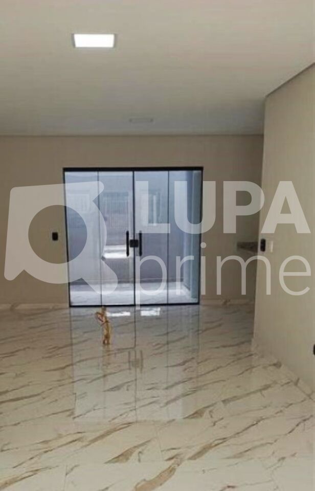 Casa, 3 quartos, 117 m² - Foto 1