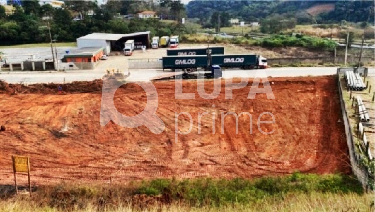 Depósito-Galpão-Armazém para alugar, 2300m² - Foto 1