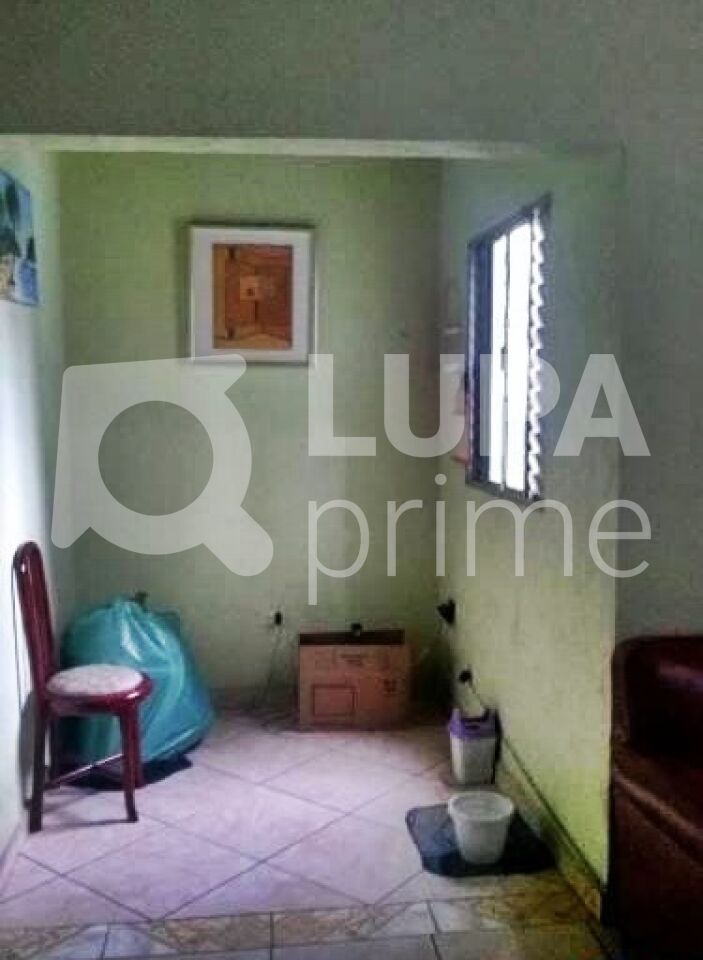 Casa à venda com 4 quartos, 122m² - Foto 4