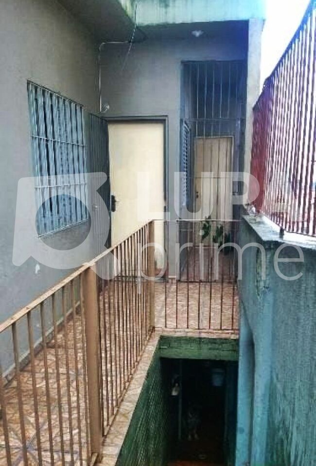 Casa à venda com 4 quartos, 122m² - Foto 7