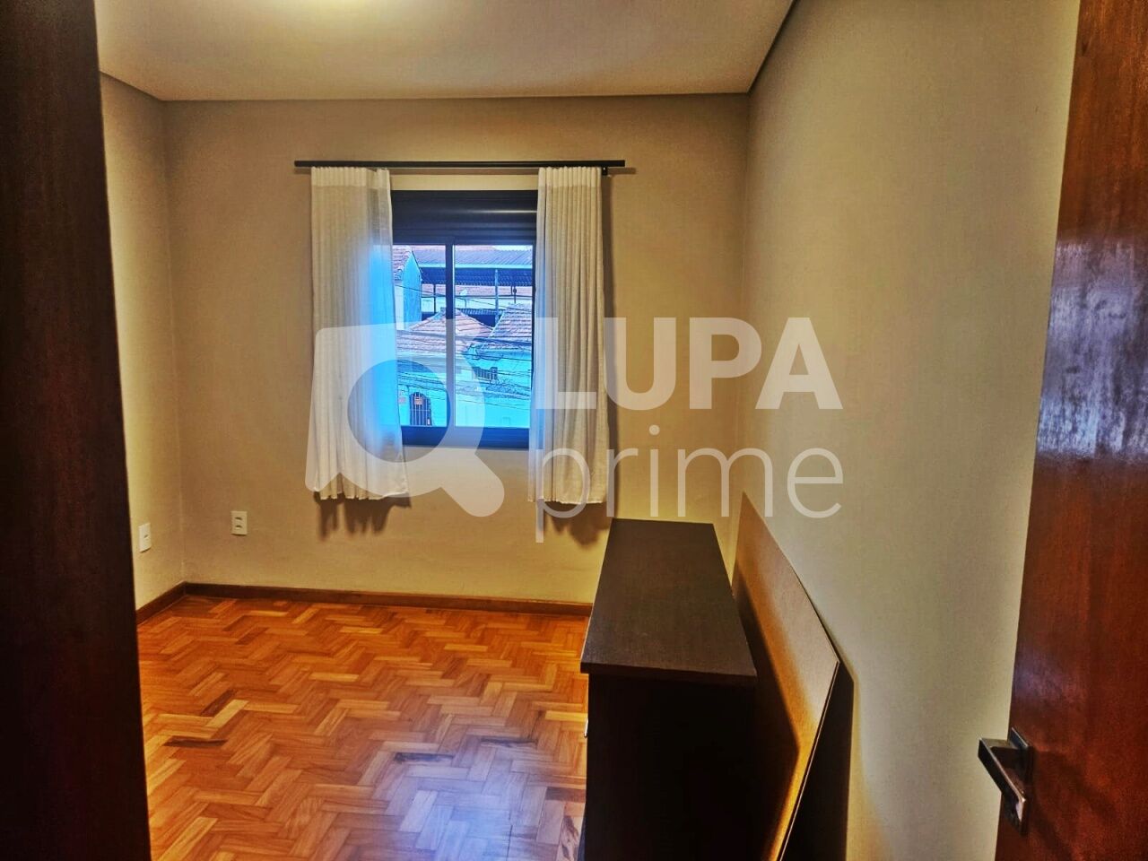 sobrado-venda-sao-paulo-vila-guilherme-3dormitorios-1suite-2vagas-156m2-LM28165